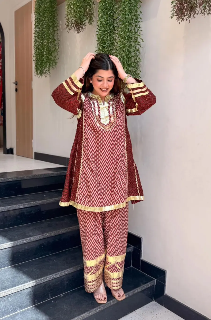 FANCY MUSLIN LAMPI LACE WORK TOP PENT SET FESTIVE WEAR WHOLESALE PRICE ETHNIC GARMENT (5)