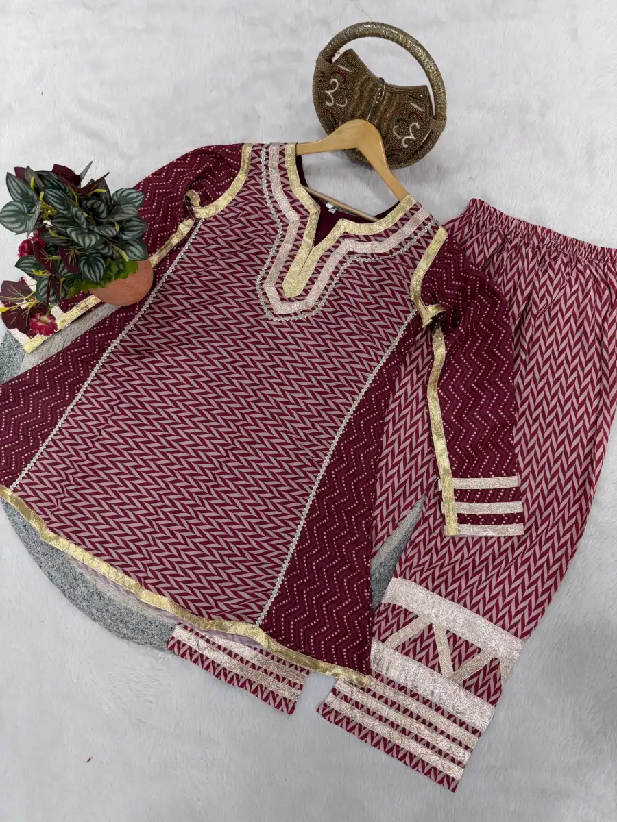 FANCY MUSLIN LAMPI LACE WORK TOP PENT SET FESTIVE WEAR WHOLESALE PRICE ETHNIC GARMENT (7)