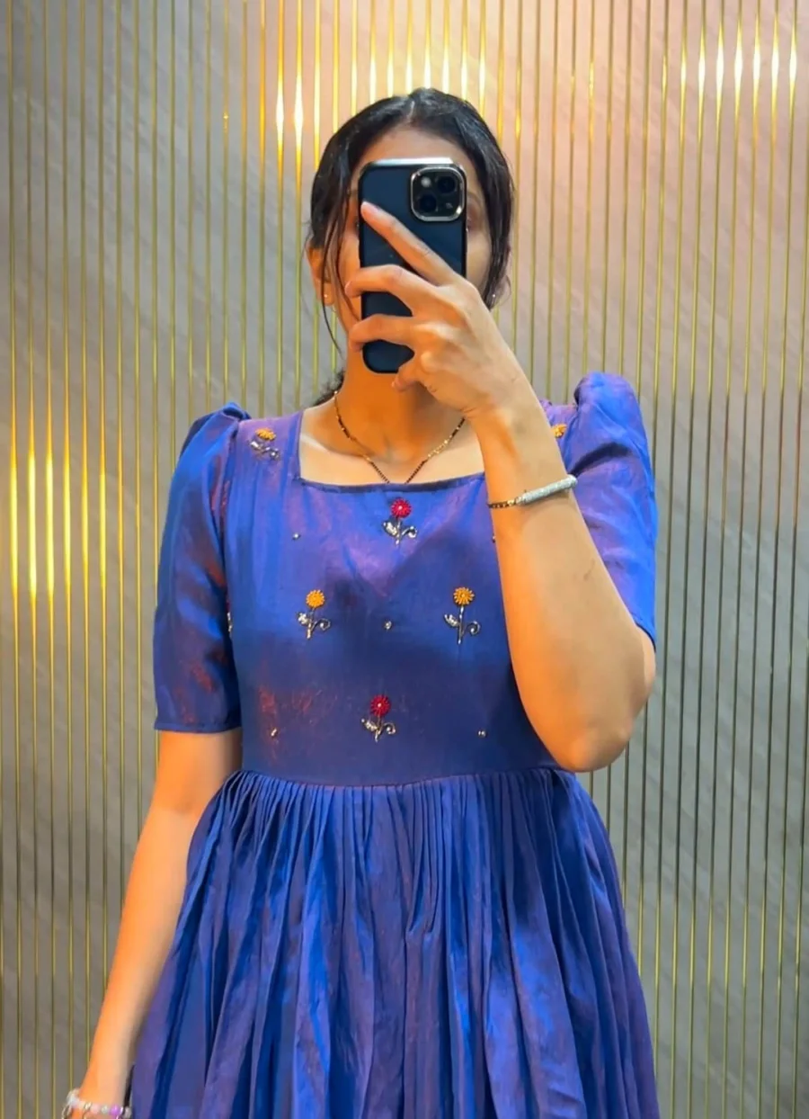 FANCY NC VICHITRA HAND WORK MIDI DRESS DAILY WEAR WHOLESALE PRICE ETHNIC GARMENT (4)