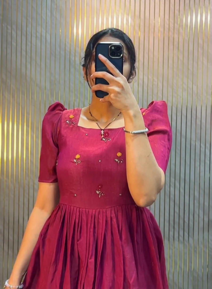 FANCY NC VICHITRA HAND WORK MIDI DRESS DAILY WEAR WHOLESALE PRICE ETHNIC GARMENT (6)