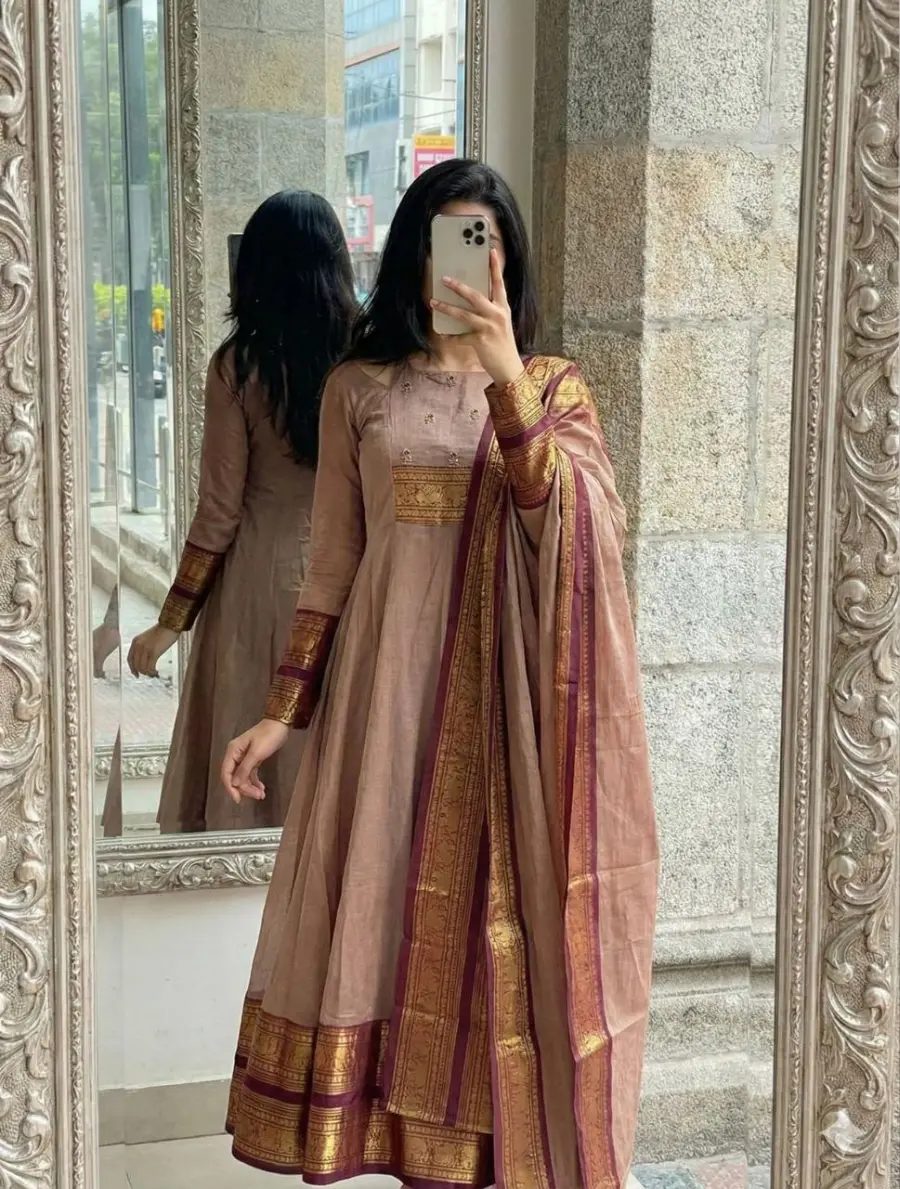 FANCY PATTU COTTON HANDWORK AND JACQUARD WEAVING ZARI BORDER WORK GOWN WITH DUPATTA FESTIVE WEAR WHOLESALE PRICE ETHNIC GARMENT (2)