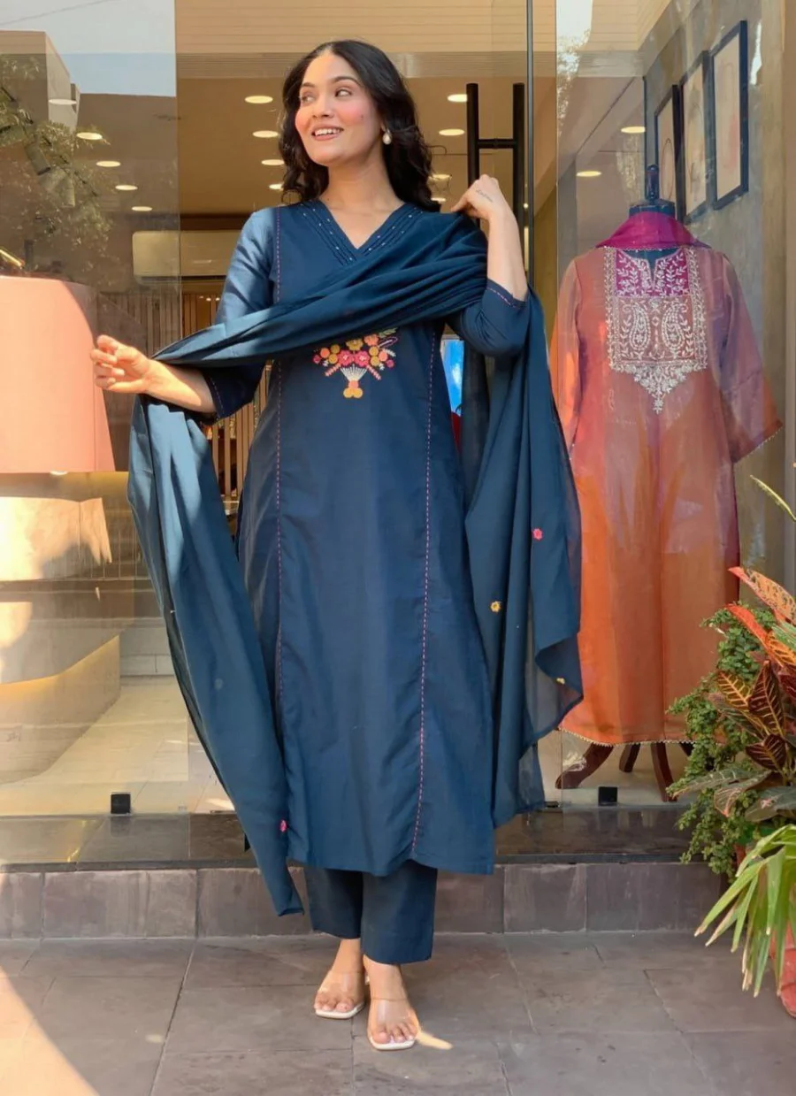 FANCY RAYON SLUB EMBROIDERY WITH MOTI HAND WORK TOP BOTTOM WITH DUPATTA FESTIVE WEAR WHOLESALE PRICE ETHNIC GARMENT (3)
