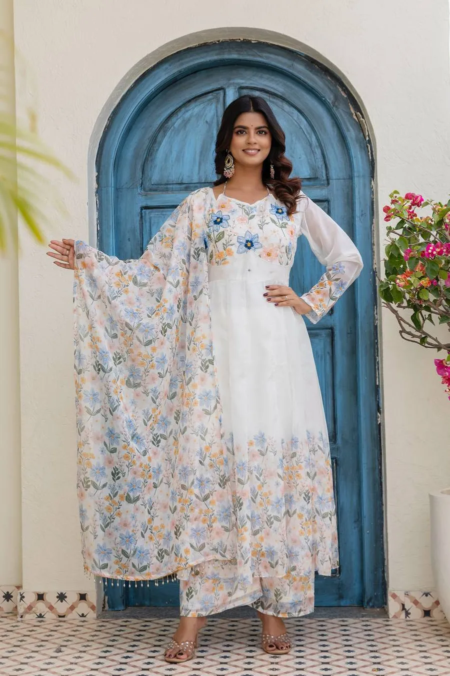FANCY TB ORGANZA DIGITAL PRINT WITH HAND WORK GOWN BOTTOM WITH DUPATTA FESTIVE WEAR WHOLESALE PRICE ETHNIC GARMENT (4)