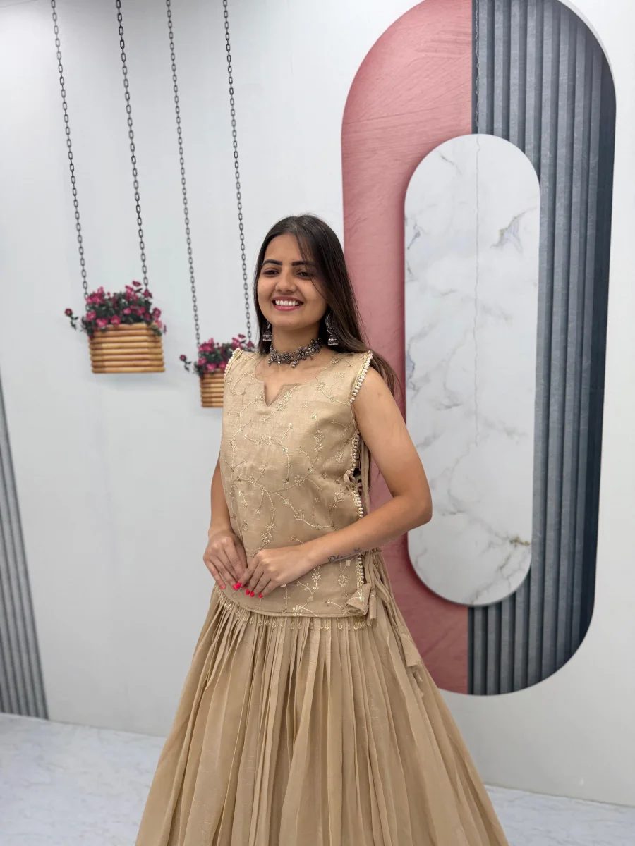 MODERN CRUNCHY SILK PLAIN LEHENGA CHOLI WITH THREAD AND SEQUENCE WORK JACKET WEDDING WEAR WHOLESALE PRICE ETHNIC GARMENT (16)
