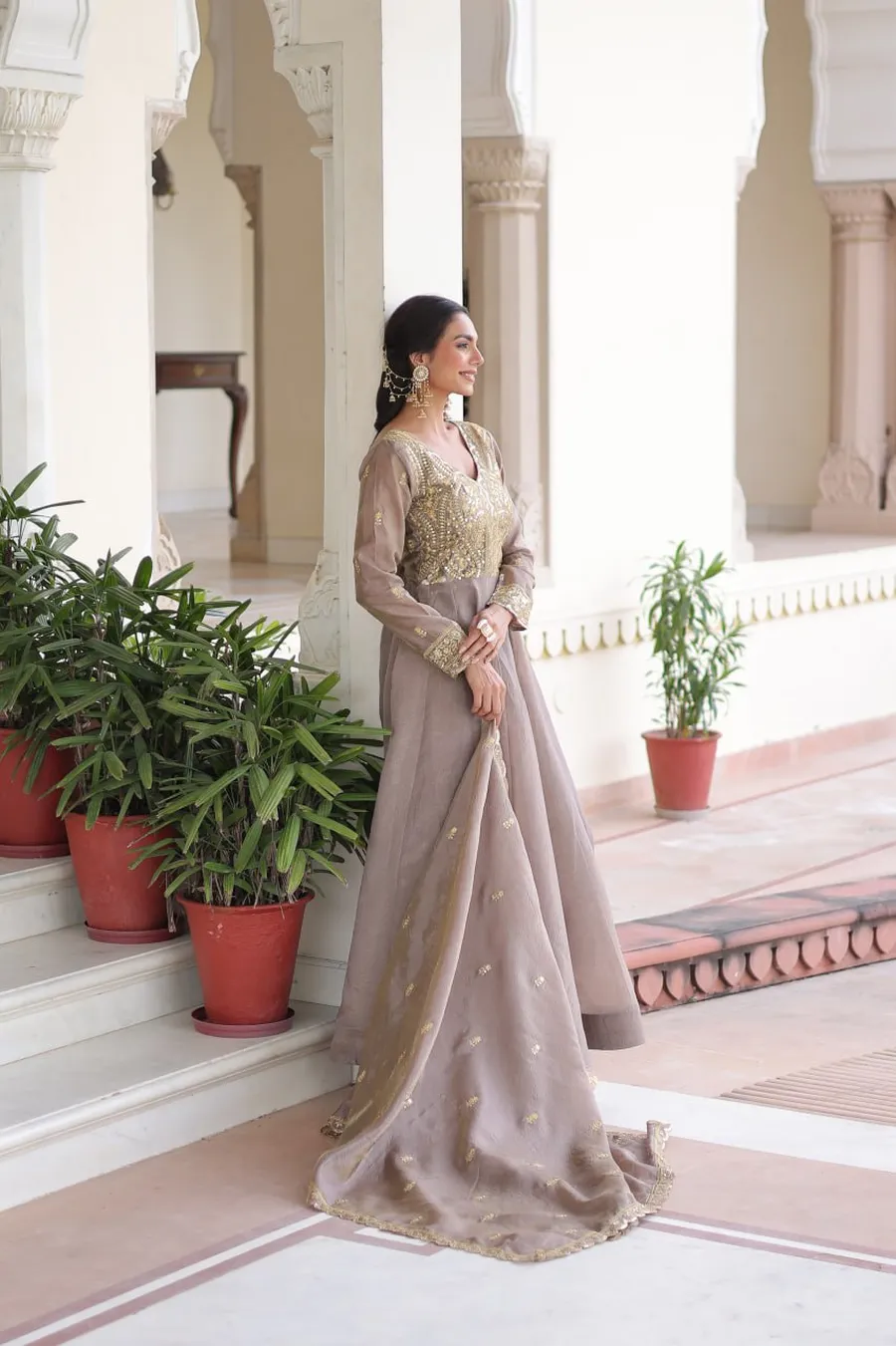 MODERN GOLD CRUSH SEQUENCE & ZARI EMBROIDERY WORK GOWN WITH DUPATTA FESTIVE WEAR WHOLESALE PRICE ETHNIC GARMENT (10)