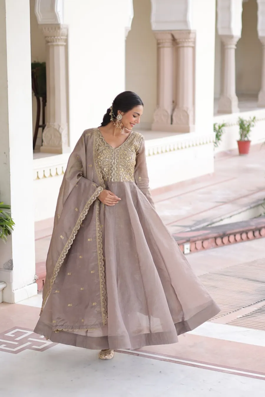 MODERN GOLD CRUSH SEQUENCE & ZARI EMBROIDERY WORK GOWN WITH DUPATTA FESTIVE WEAR WHOLESALE PRICE ETHNIC GARMENT (2)