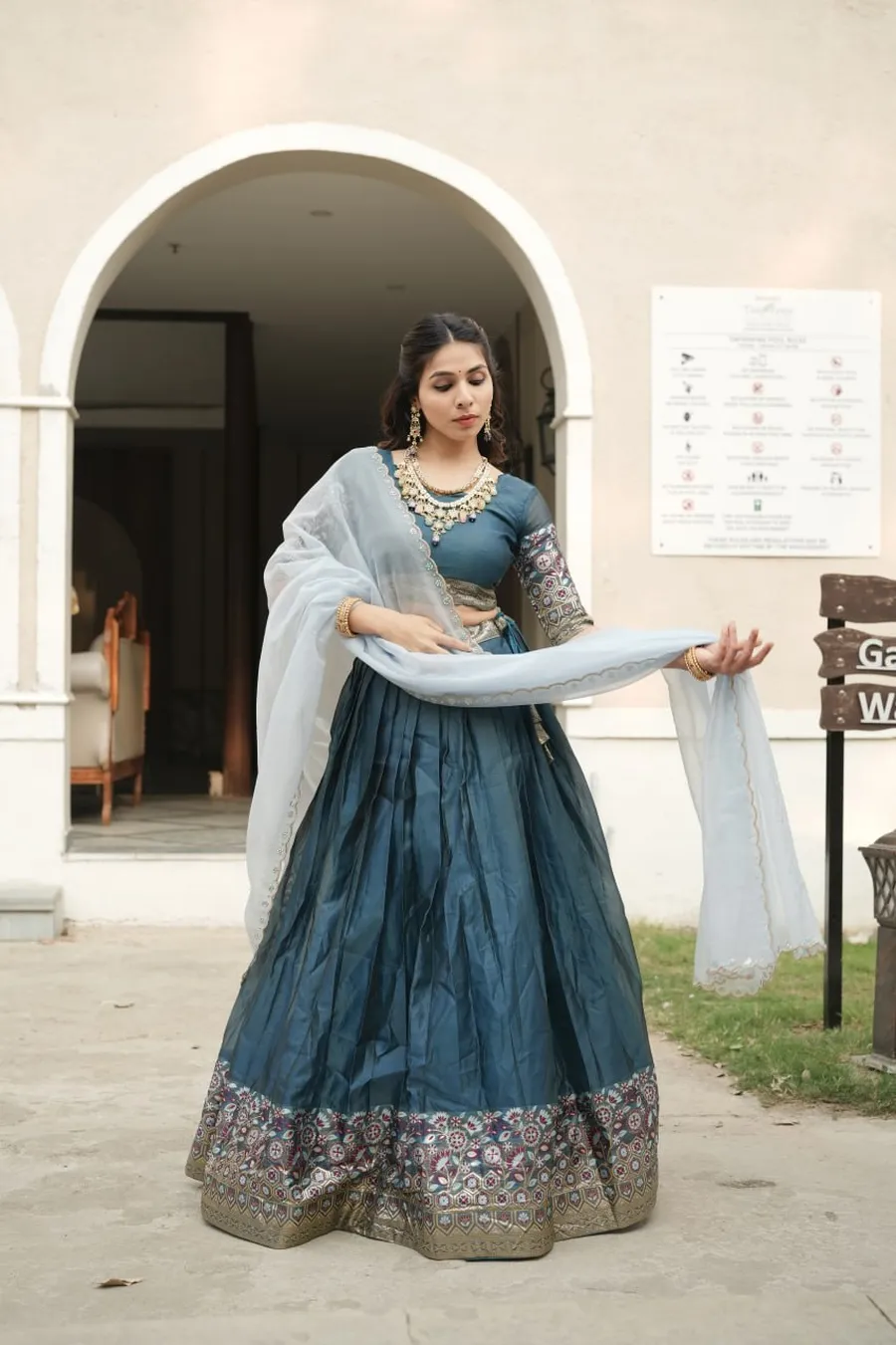 MODERN SHIMMER WEAVING BORDER AND SILVER-GOLDEN ZARI DETAILING AND BORDER WORK LEHENGA CHOLI WITH DUPATTA FESTIVE WEAR WHOLESALE PRICE ETHNIC GARMENT (10)