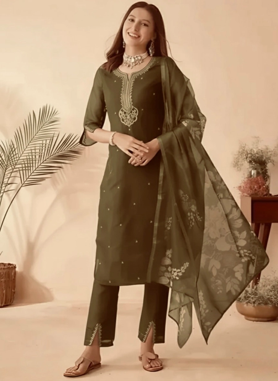 MODERN SLUB COTTON EMBROIDERY WORK TOP BOTTOM WITH DUPATTA FESTIVE WEAR WHOLESALE PRICE ETHNIC GARMENT (2)