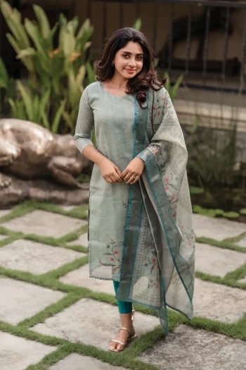 NEW ARRIVAL COTTON PRINTED WORK TOP WITH DUPATTA MINT