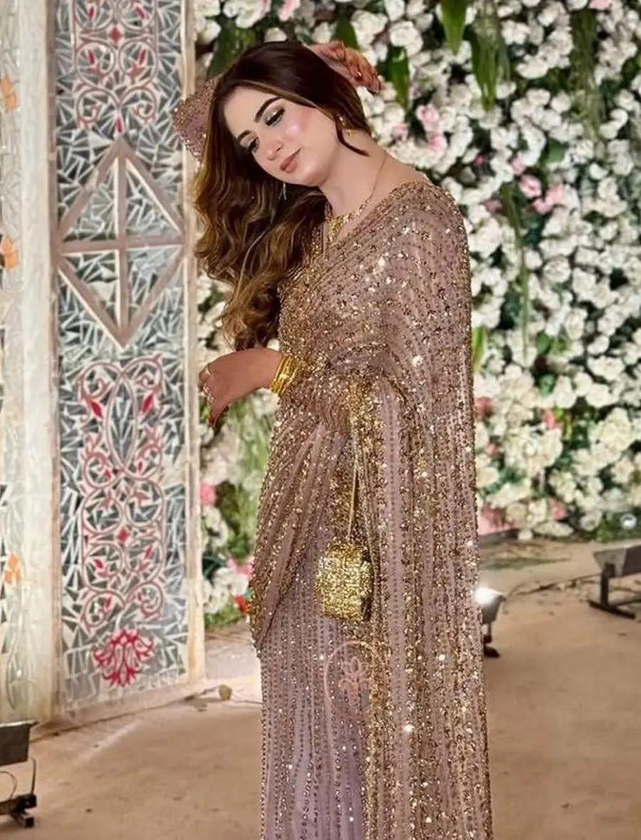 NEW ARRIVAL NET SEQUENCE WORK SAREE WITH UNSTITCHED BLOUSE PARTY WEAR WHOLESALE PRICE ETHNIC GARMENT (5)