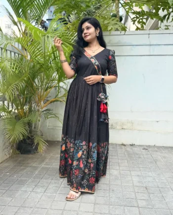 RICH LOOK CHINON KALAMKARI PRINT WORK GOWN BLACK