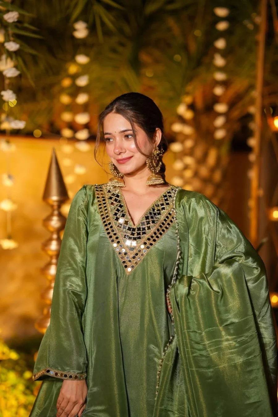 RICH LOOK CP VICHITRA SILK EMBROIDERY SEQUENCE WORK TOP PALAZZO WITH DUPATTA FESTIVE WEAR WHOLESALE PRICE ETHNIC GARMENT (6)