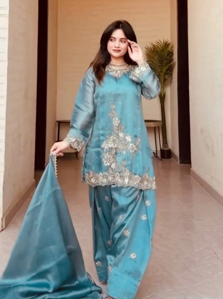 TRENDING GMY SILK EMBROIDERY CODING THREAD SEQUENCE WORK TOP PATIYALA WITH DUPATTA WEDDING WEAR WHOLESALE PRICE ETHNIC GARMENT (3)