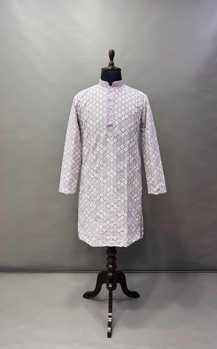 1DESIGNER SOFT SILK WHITE EMBROIDERY THREAD WITH MULTI SEQUENCE WORK MEN'S KURTA PAYJAMA FESTIVE WEAR WHOLESALE PRICE ETHNIC GARMENT (4)