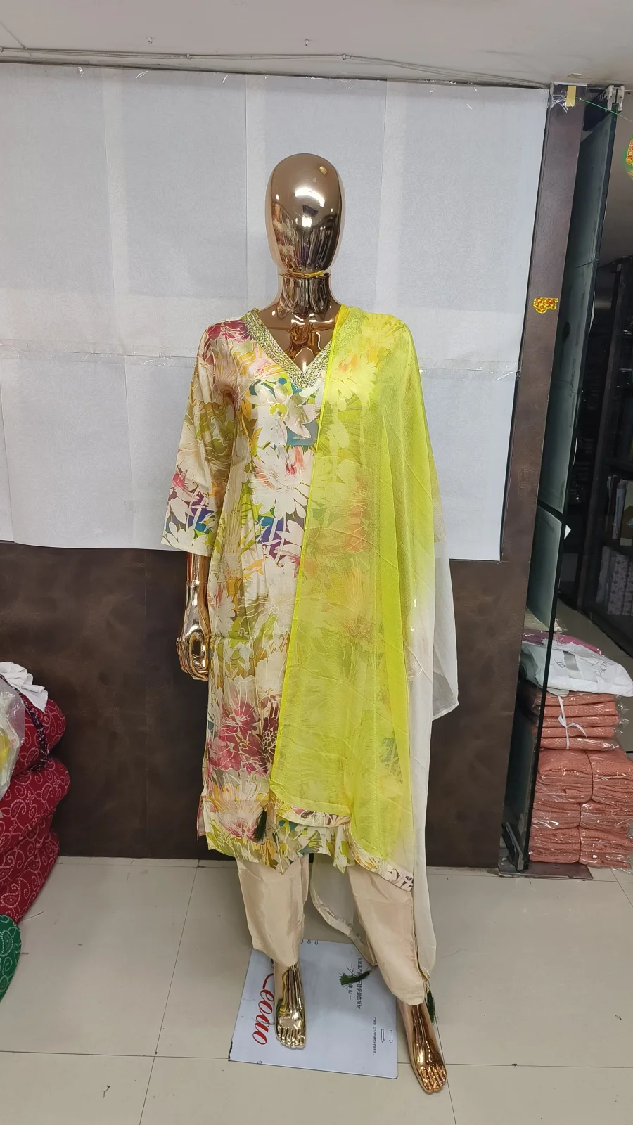1TRENDING CHANDERI HANDWORK TOP BOTTOM WITH DUPATTA FESTIVE WEAR WHOLESALE PRICE ETHNIC GARMENT (11)