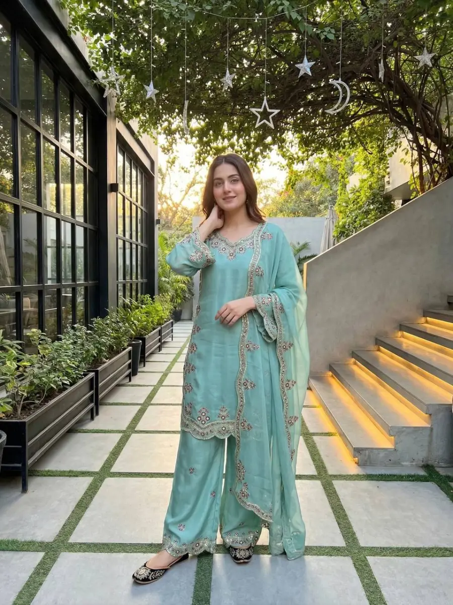 21DESIGNER ROMAN GLASS EMBROIDERY SEQUENCE WITH FANCY CUT WORK TOP PALAZZO WITH DUPATTA FESTIVE WEAR WHOLESALE PRICE ETHNIC GARMENT (10)