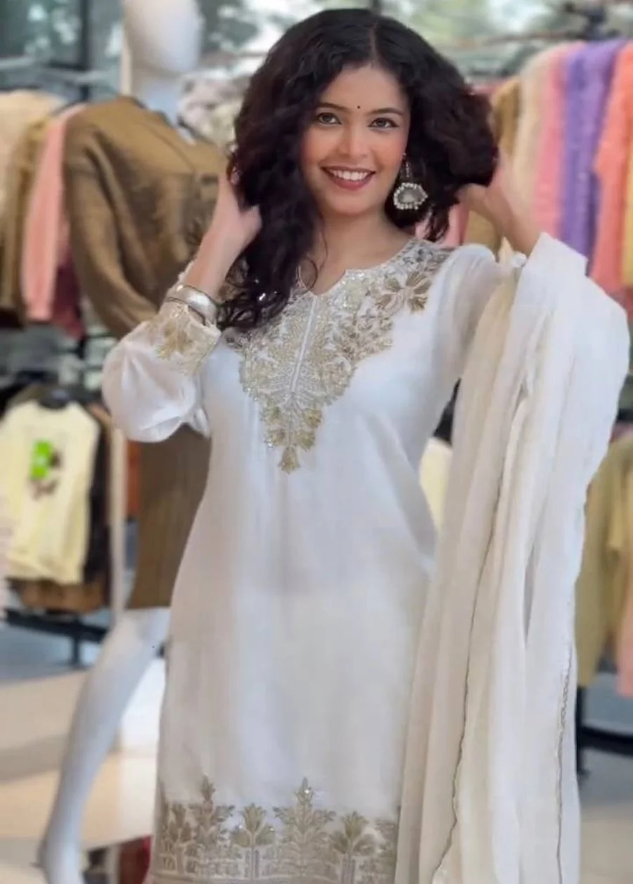 23MODERN FENDY SEQUENCE EMBROIDERY WORK TOP PALAZZO WITH DUPATTA FESTIVE WEAR WHOLESALE PRICE ETHNIC GARMENT (22)
