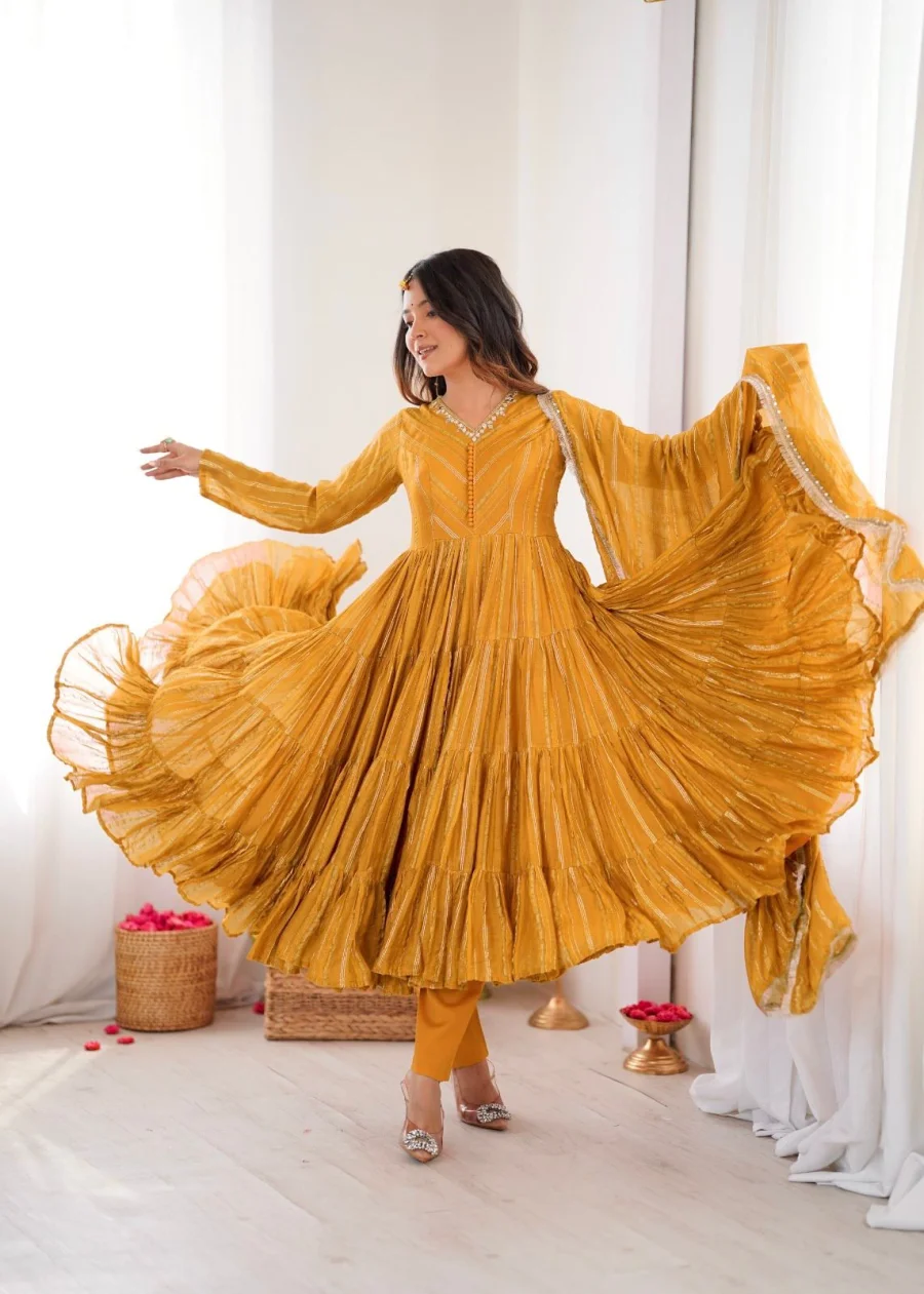 2DESIGNER MAL CHANDERI REAL MIRROR WITH HANDWORK GOWN BOTTOM WITH DUPATTA WEDDING WEAR WHOLESALE PRICE ETHNIC GARMENT (3)
