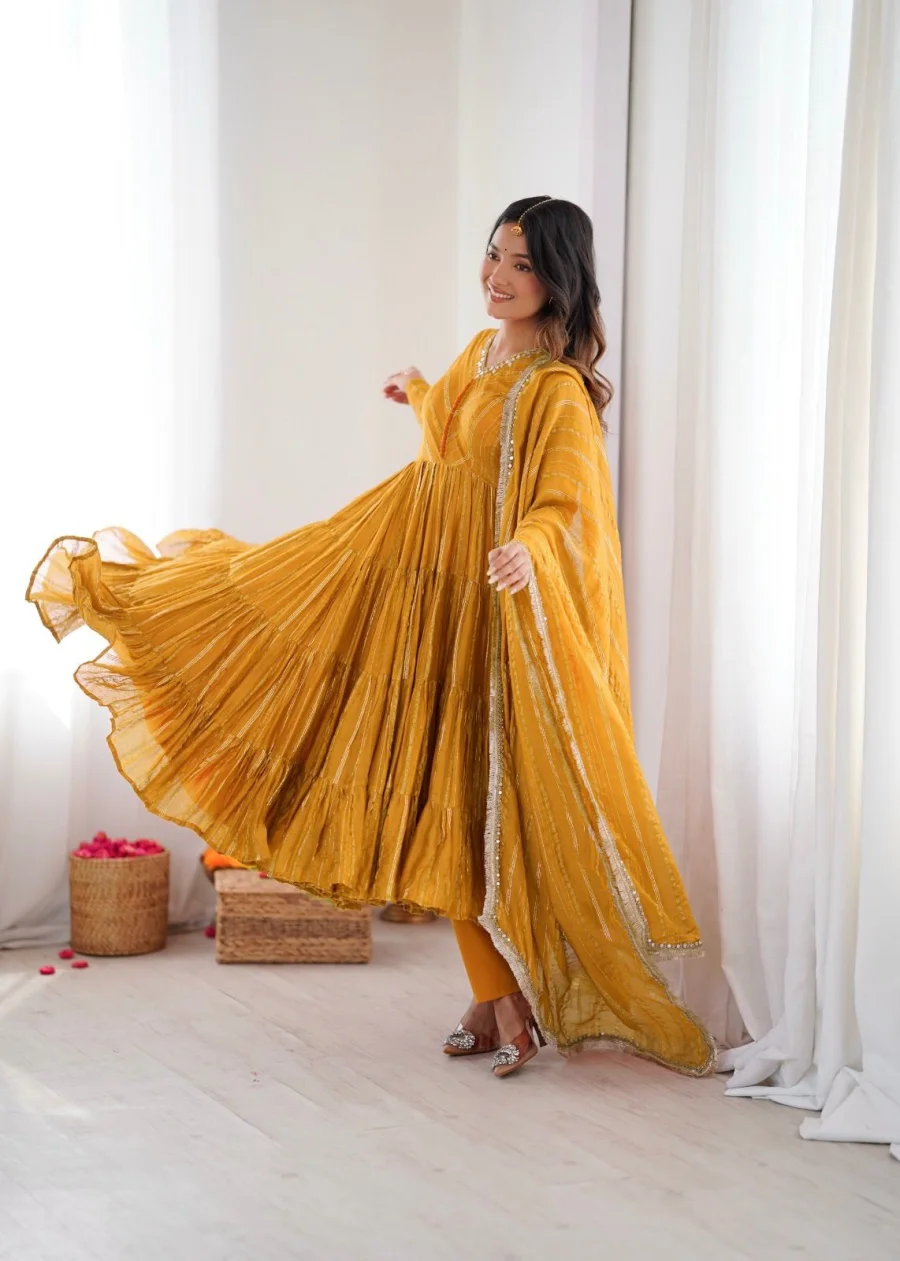 2DESIGNER MAL CHANDERI REAL MIRROR WITH HANDWORK GOWN BOTTOM WITH DUPATTA WEDDING WEAR WHOLESALE PRICE ETHNIC GARMENT (8)