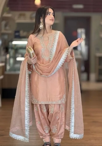 DESIGNER ROMAN GLASS SILK EMBROIDERY 3 MM SEQUENCE WORK WITH RIVET MOTI WORK TOP PATIYALA WITH DUPATTA PEACH