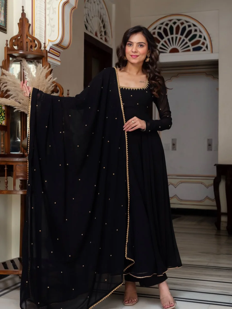 DESIGNER BLOOMING ZARI THREAD EMBROIDERED WORK GOWN BOTTOM WITH DUPATTA FESTIVE WEAR WHOLESALE PRICE ETHNIC GARMENT (3)