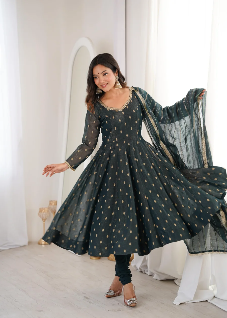 DESIGNER CRUNCHY SILK JACQUARD BUTTI AND LACE WORK GOWN BOTTOM WITH DUPATTA FESTIVE WEAR WHOLESALE PRICE ETHNIC GARMENT (4)