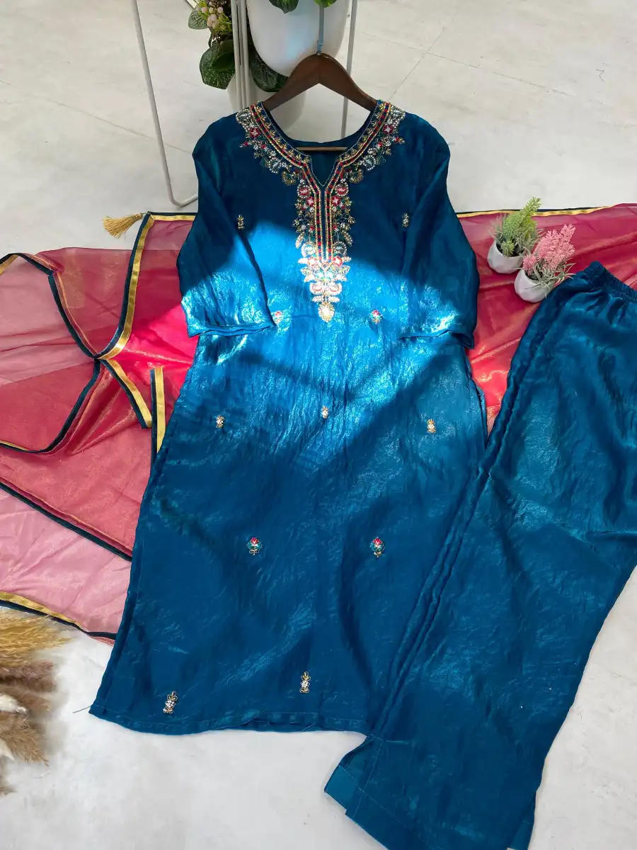 DESIGNER FENDY SILK HAND WORK TOP BOTTOM WITH DUPATTA FESTIVE WEAR WHOLESALE PRICE ETHNIC GARMENT (4)