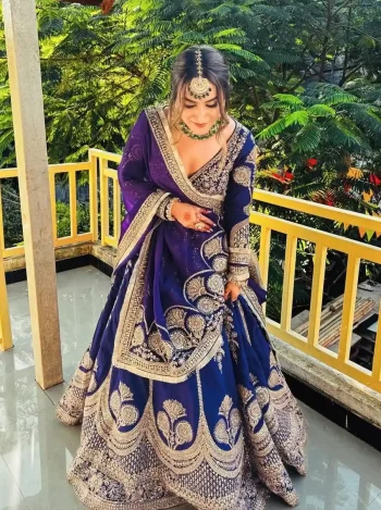 DESIGNER GEORGETTE THREAD WITH SEQUENCE WORK LEHENGA CHOLI WITH DUPATTA PURPLE