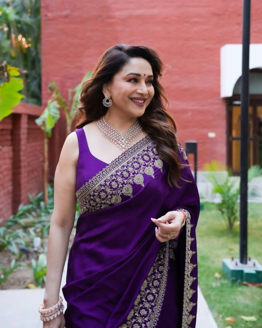 DESIGNER RANGOLI SILK SEQUENCE AND ZARI EMBROIDERY WORK SAREE WITH UNSTITCHED BLOUSE WEDDING WEAR WHOLESALE PRICE ETHNIC GARMENT (5)