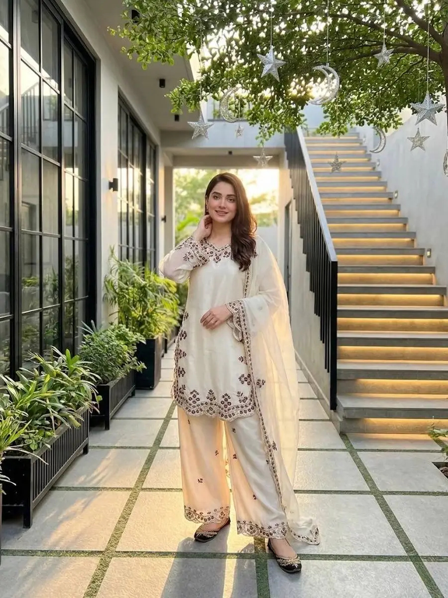 DESIGNER ROMAN GLASS EMBROIDERY SEQUENCE WITH FANCY CUT WORK TOP PALAZZO WITH DUPATTA FESTIVE WEAR WHOLESALE PRICE ETHNIC GARMENT (4)