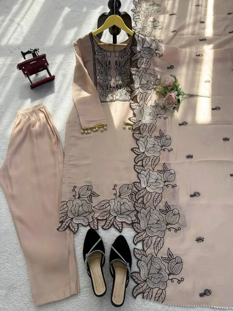 FANCY MUL CHANDERI THREAD WITH FANCY LACE WORK TOP BOTTOM WITH DUPATTA FESTIVE WEAR WHOLESALE PRICE ETHNIC GARMENT (6)