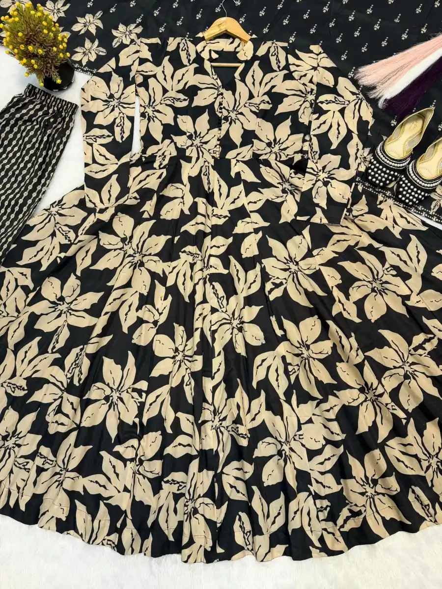 FANCY MUSLIN COTTON DIGITAL PRINT WORK GOWN BOTTOM WITH DUPATTA FESTIVE WEAR WHOLESALE PRICE ETHNIC GARMENT (10)