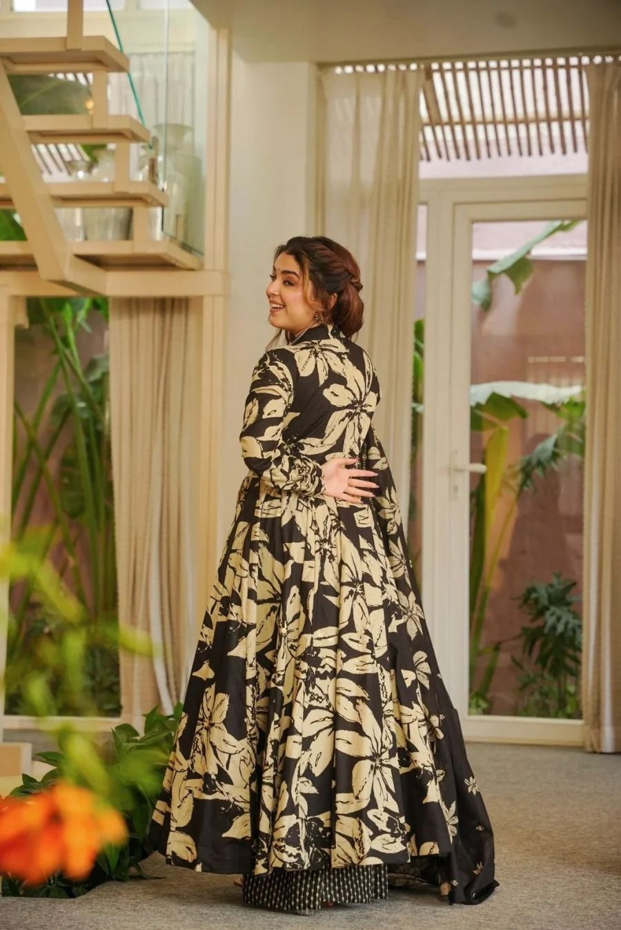 FANCY MUSLIN COTTON DIGITAL PRINT WORK GOWN BOTTOM WITH DUPATTA FESTIVE WEAR WHOLESALE PRICE ETHNIC GARMENT (6)