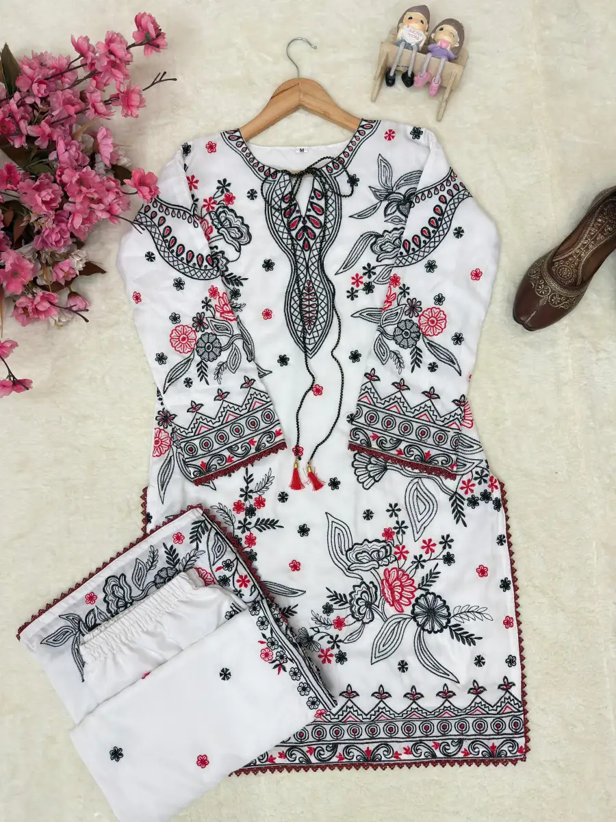 FANCY MUSLIN COTTON THREAD EMBROIDERY WITH COTTON GPO BORDER WITH LATKAN WORK CO-ORD SET DAILY WEAR WHOLESALE PRICE ETHNIC GARMENT (8)