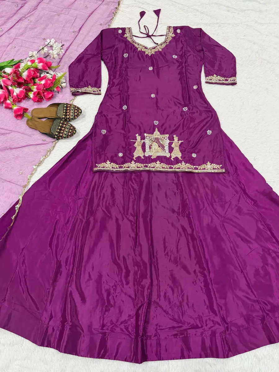 FANCY NATURAL CREPE EMBROIDERY SEQUENCE HANDWORK TOP LEHENGA WITH DUPATTA FESTIVE WEAR WHOLESALE PRICE ETHNIC GARMENT (6)