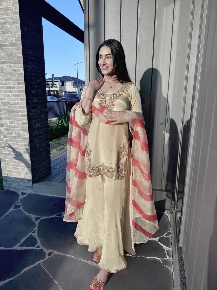 FANCY NATURAL CREPE SILK EMBROIDERY AND SEQUENCE WORK TOP PALAZZO WITH DUPATTA FESTIVE WEAR WHOLESALE PRICE ETHNIC GARMENT (2)