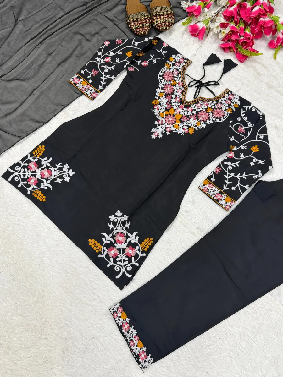 FANCY ROMAN SILK EMBROIDERY WORK TOP BOTTOM WITH DUPATTA FESTIVE WEAR WHOLESALE PRICE ETHNIC GARMENT (8)