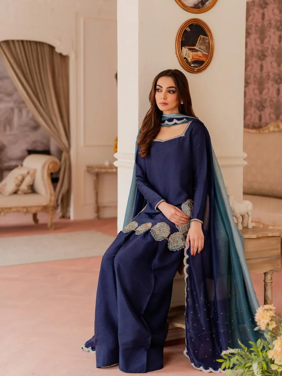 MODERN CREPE SILK EMBROIDERY RAMBO SEQUENCE THREAD WITH JHARKAN DIAMOND WORK TOP PATIYALA WITH DUPATTA FESTIVE WEAR WHOLESALE PRICE ETHNIC GARMENT (2)