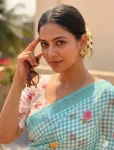 MODERN LINEN COTTON DIGITAL PRINT WITH TASSELS WORK SAREE WITH UNSTITCHED BLOUSE FESTIVE WEAR WHOLESALE PRICE ETHNIC GARMENT (7)