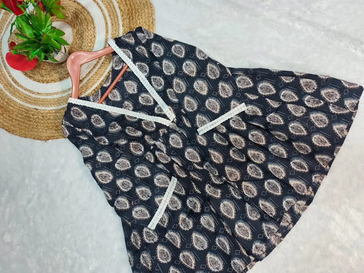 NEW ARRIVAL COTTON PRINTED WITH LACE WORK ONLY TOP DAILY WEAR WHOLESALE PRICE ETHNIC GARMENT (1)