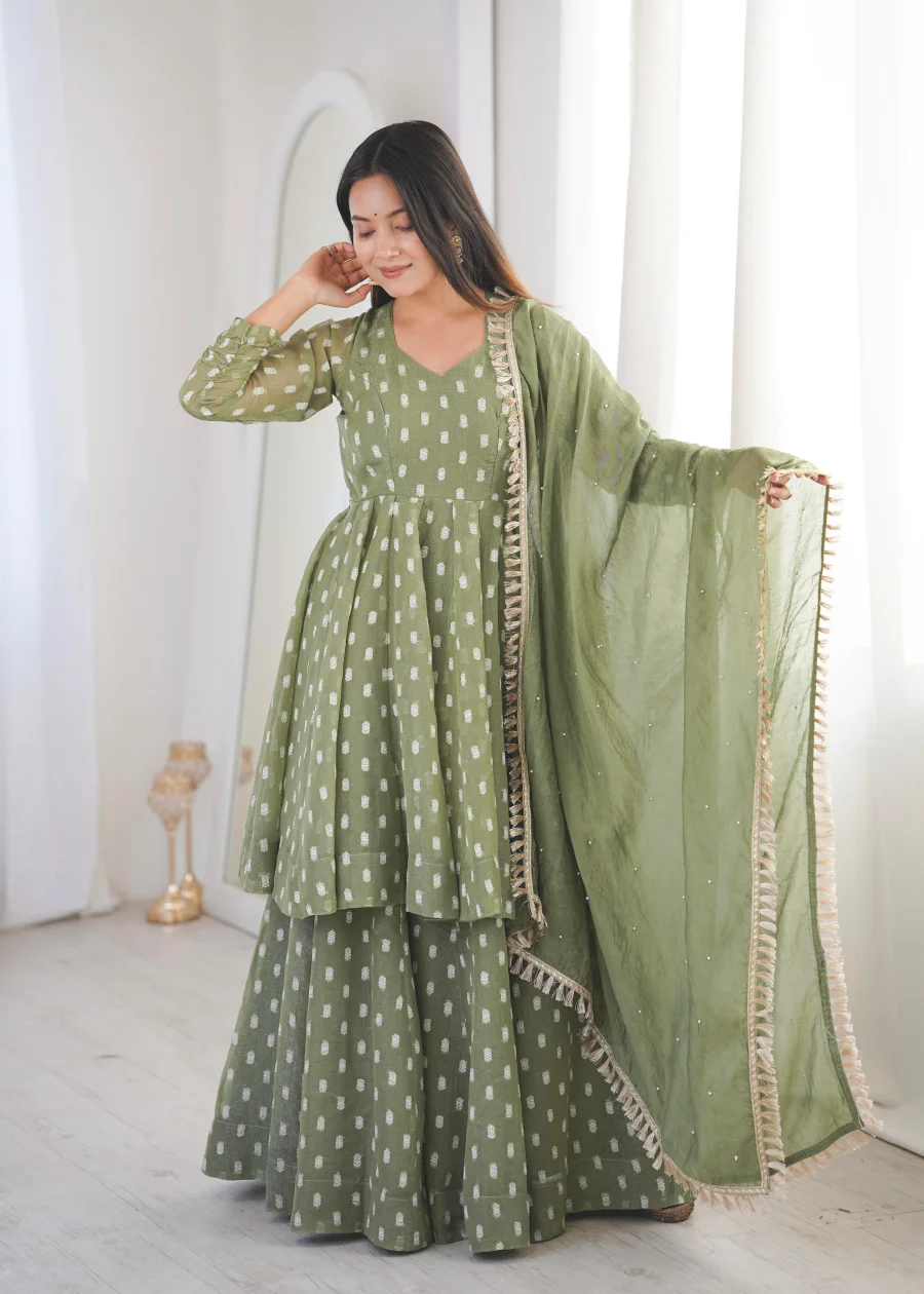 RICH LOOK CRUNCHY SILK JACQUARD BUTTI WORK TOP PALAZZO WITH DUPATTA FESTIVE WEAR WHOLESALE PRICE ETHNIC GARMENT (4)