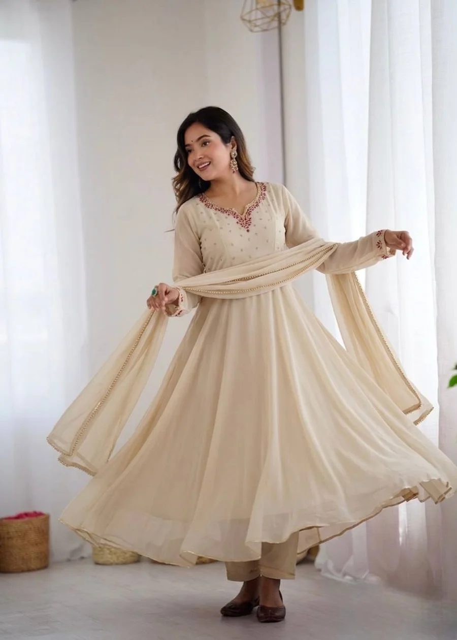 RICH LOOK GEORGETTE HANDWORK GOWN BOTTOM WITH DUPATTA WEDDING WEAR WHOLESALE PRICE ETHNIC GARMENT (2)