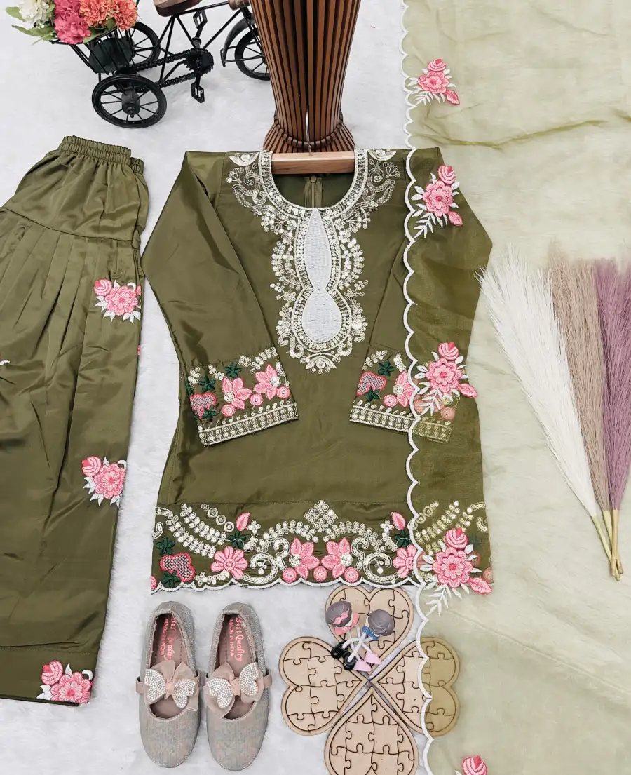 RICH LOOK NATURAL CREPE EMBROIDERY SEQUENCE WORK KID'S TOP PATIYALA WITH DUPATTA FESTIVE WEAR WHOLESALE PRICE ETHNIC GARMENT (3)