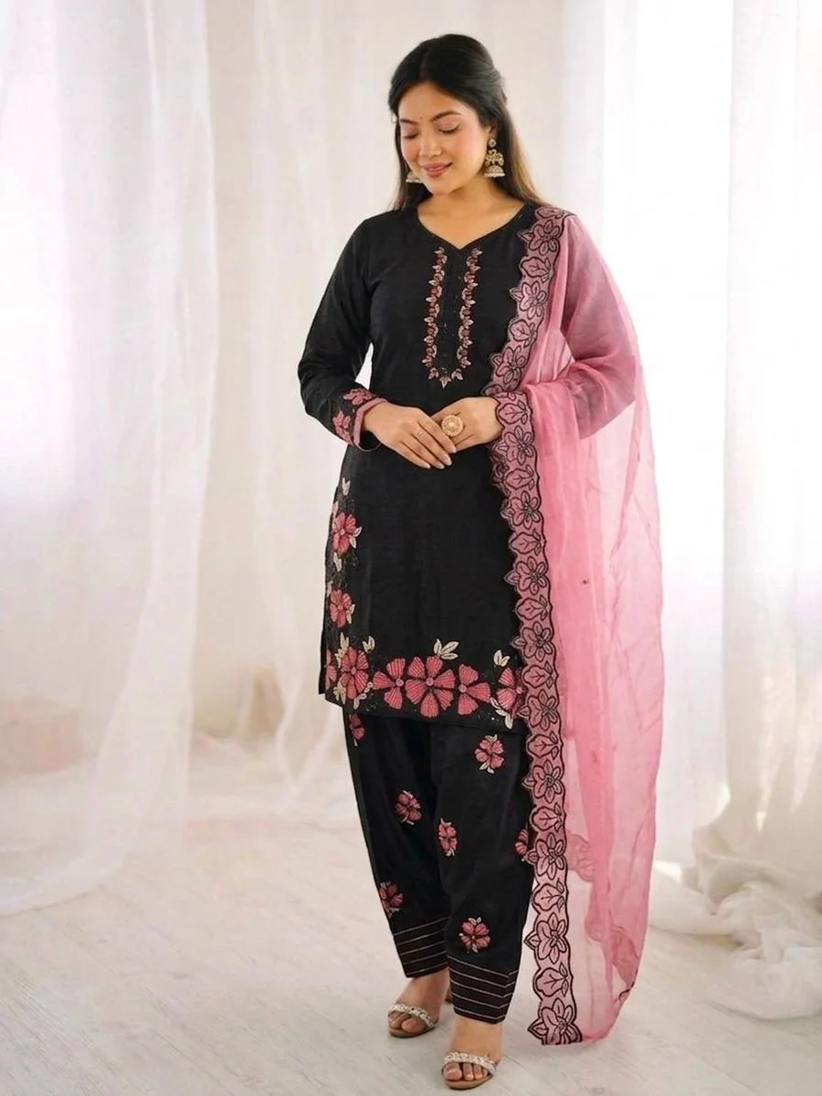 RICH LOOK ROMAN GLASS EMBROIDERY SEQUENCE WITH RIVET MOTI WORK TOP PATIYALA WITH DUPATTA FESTIVE WEAR WHOLESALE PRICE ETHNIC GARMENT (20)