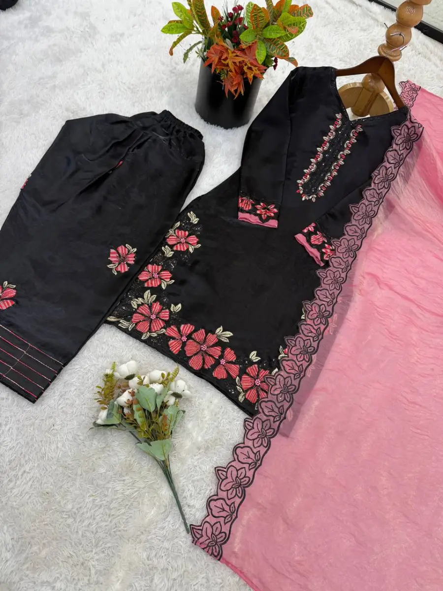 RICH LOOK ROMAN GLASS EMBROIDERY SEQUENCE WITH RIVET MOTI WORK TOP PATIYALA WITH DUPATTA FESTIVE WEAR WHOLESALE PRICE ETHNIC GARMENT (33)