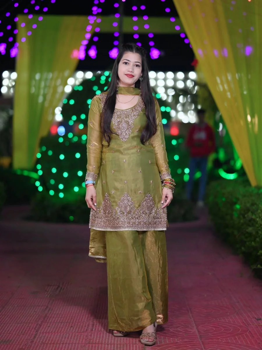 RICH LOOK TWO TONE FENDY SILK EMBROIDERY SEQUENCE WORK TOP PALAZZO WITH DUPATTA FESTIVE WEAR WHOLESALE PRICE ETHNIC GARMENT (2)