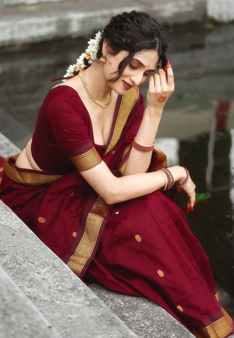 TRENDING BANARASI LICHI SILK JACQUARD WORK SAREE WITH UNSTITCHED BLOUSE FESTIVE WEAR WHOLESALE PRICE ETHNIC GARMENT (5)