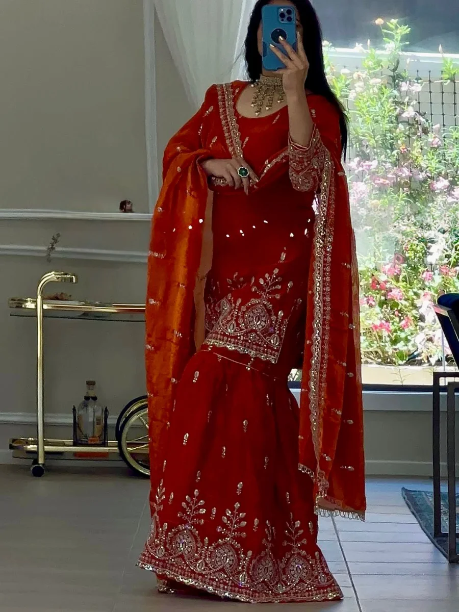 TRENDING JMC SILK THREAD WITH SEQUENCE WORK TOP SHARARA WITH DUPATTA WEDDING WEAR WHOLESALE PRICE ETHNIC GARMENT (23)