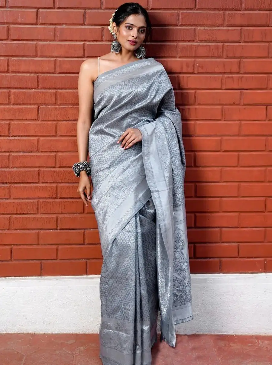 TRENDING LICHI SILK RICH PALLU & JACQUARD WORK SAREE WITH UNSTITCHED BLOUSE DAILY WEAR WHOLESALE PRICE ETHNIC GARMENT (1)