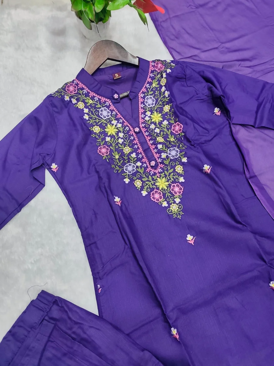 13NEW ARRIVAL RAYON EMBROIDERY WORK TOP BOTTOM WITH DUPATTA FESTIVE WEAR WHOLESALE PRICE ETHNIC GARMENT (12)